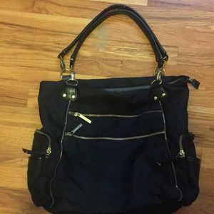 Black shoulder bag